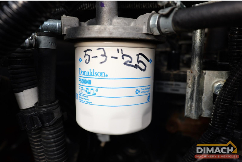 Лизинг на Yanmar ViO50-6  CW10 GP snelwissel, 3 bakken, airco, mono giek Yanmar ViO50-6  CW10 GP snelwissel, 3 bakken, airco, mono giek: слика 19