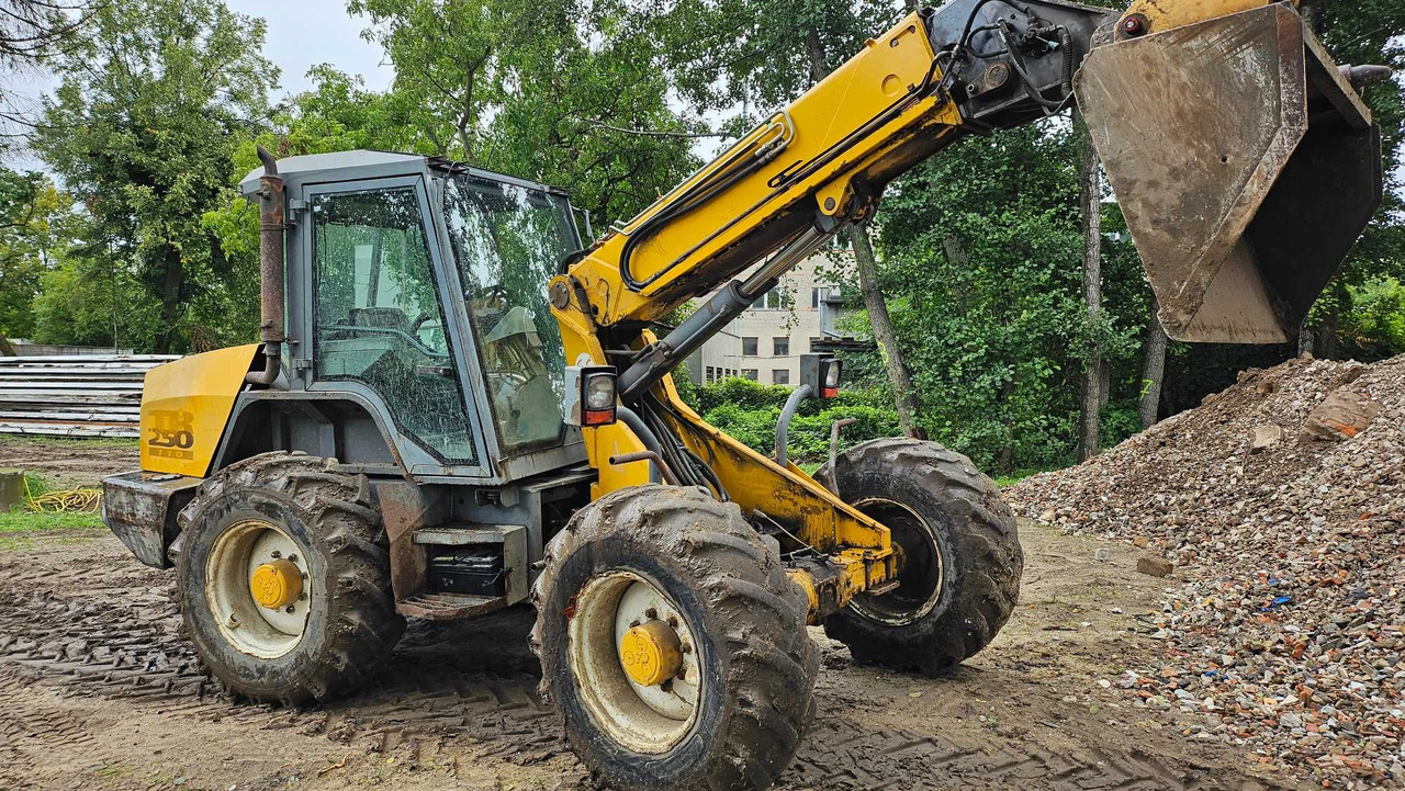 Ładowarka teleskopowa MATBRO TR250-110 John Deere - Телескопски ракувач: слика 4 Ładowarka teleskopowa MATBRO TR250-110 John Deere - Телескопски ракувач: слика 4