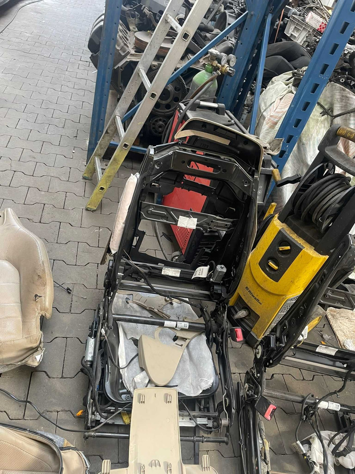 Fotele do Mercedes W 207 kabrio - Седиште за Автомобил: слика 3 Fotele do Mercedes W 207 kabrio - Седиште за Автомобил: слика 3