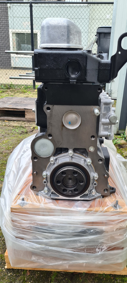 Isuzu NEW Long Block 6BD1 - Мотор за Багер: слика 4 Isuzu NEW Long Block 6BD1 - Мотор за Багер: слика 4