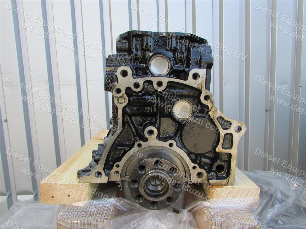 Isuzu **NEW** Short Block 4JJ1 4HK1 6HK1 - Блок на цилиндерот за Багер: слика 3 Isuzu **NEW** Short Block 4JJ1 4HK1 6HK1 - Блок на цилиндерот за Багер: слика 3
