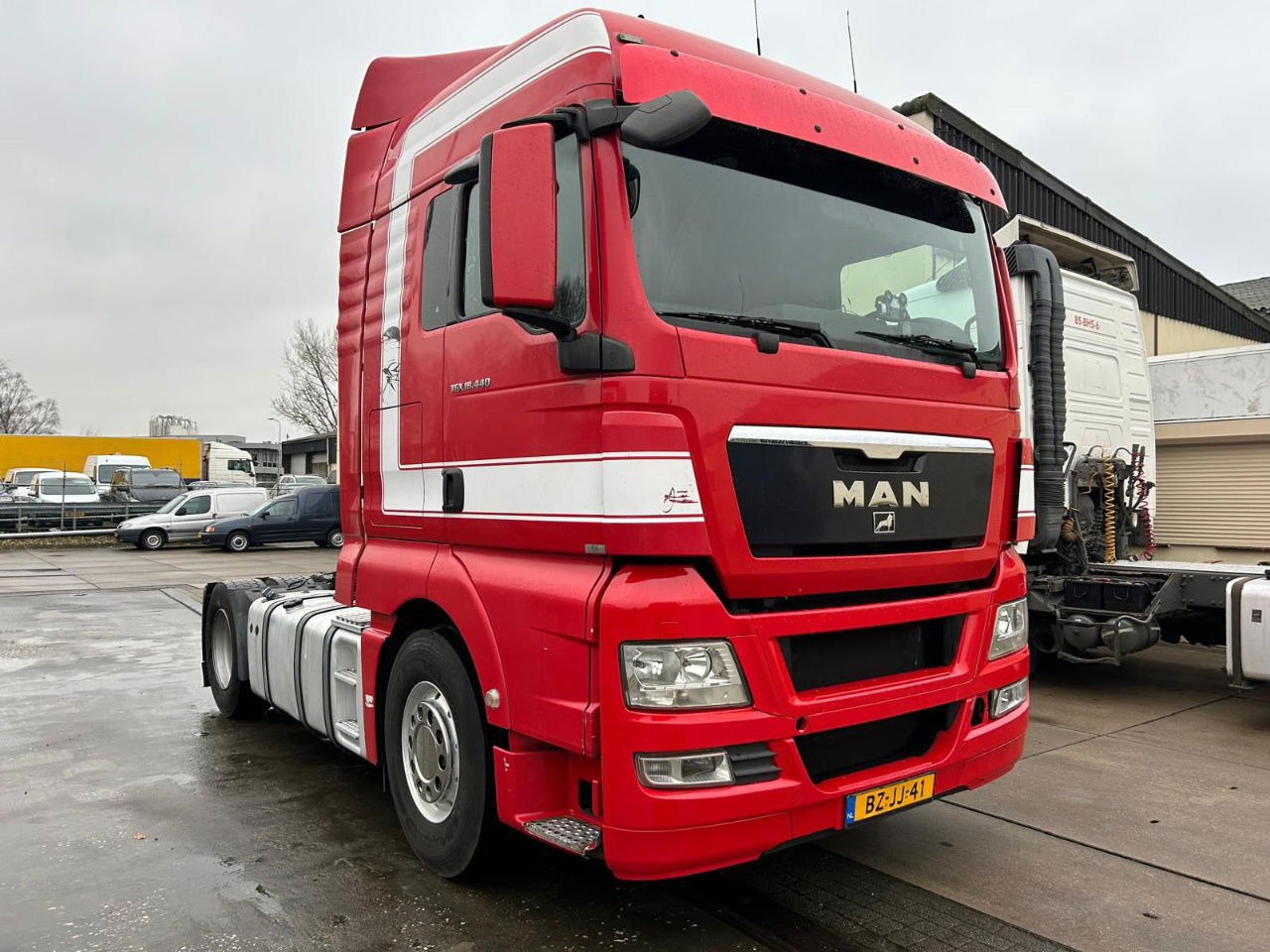 MAN TGX 18.440 Euro 5 / BJ. 2011 / 440PK - Камион влекач: слика 2 MAN TGX 18.440 Euro 5 / BJ. 2011 / 440PK - Камион влекач: слика 2