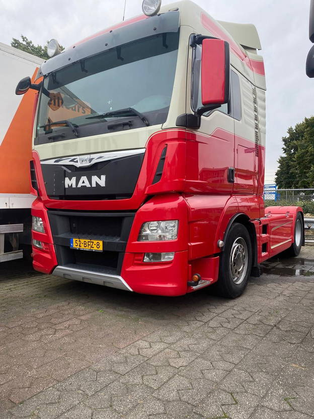 MAN TGX Trekkers te huur / €595 per week / Direct Afhaalbaar - Камион влекач: слика 1 MAN TGX Trekkers te huur / €595 per week / Direct Afhaalbaar - Камион влекач: слика 1