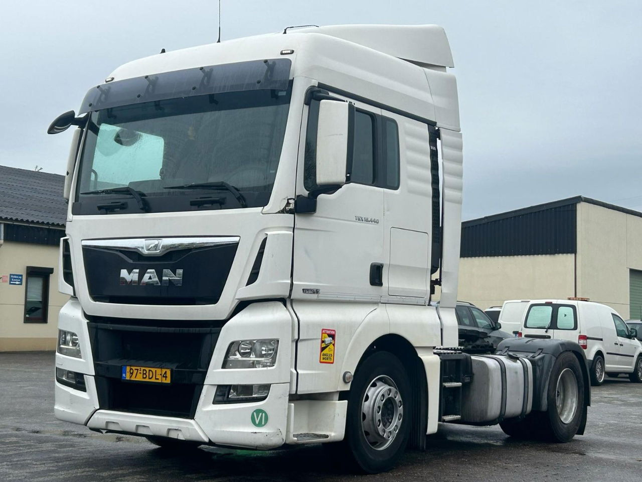 MAN TGX bj. 2013 / Euro 6 / 984.KM - Камион влекач: слика 3 MAN TGX bj. 2013 / Euro 6 / 984.KM - Камион влекач: слика 3