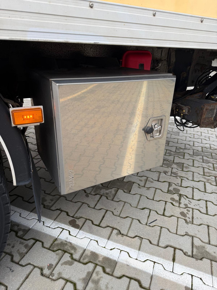 Лизинг на SCANIA P230 SCANIA P230: слика 14