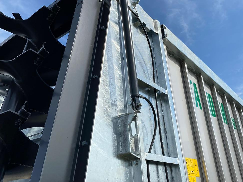 Нов Распрскувач на арско ѓубриво Auto-Agro Miststreuer / Manure spreader / Epandeur à fumier / Rimorchio spandiconcime / Разбрасыватель органических удобрений / Rozrzutnik obornika Tandem N268: слика 7