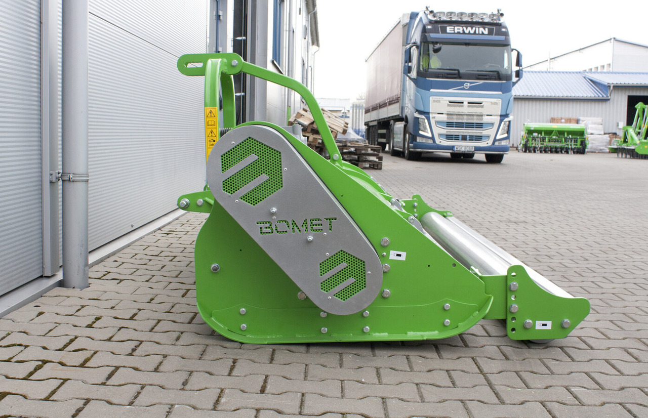 BOMET Schlegelmäher / Flail mower / Faucheuse à fléaux / Kosiarka bijakowa 2,8 m - Мулчер: слика 4 BOMET Schlegelmäher / Flail mower / Faucheuse à fléaux / Kosiarka bijakowa 2,8 m - Мулчер: слика 4