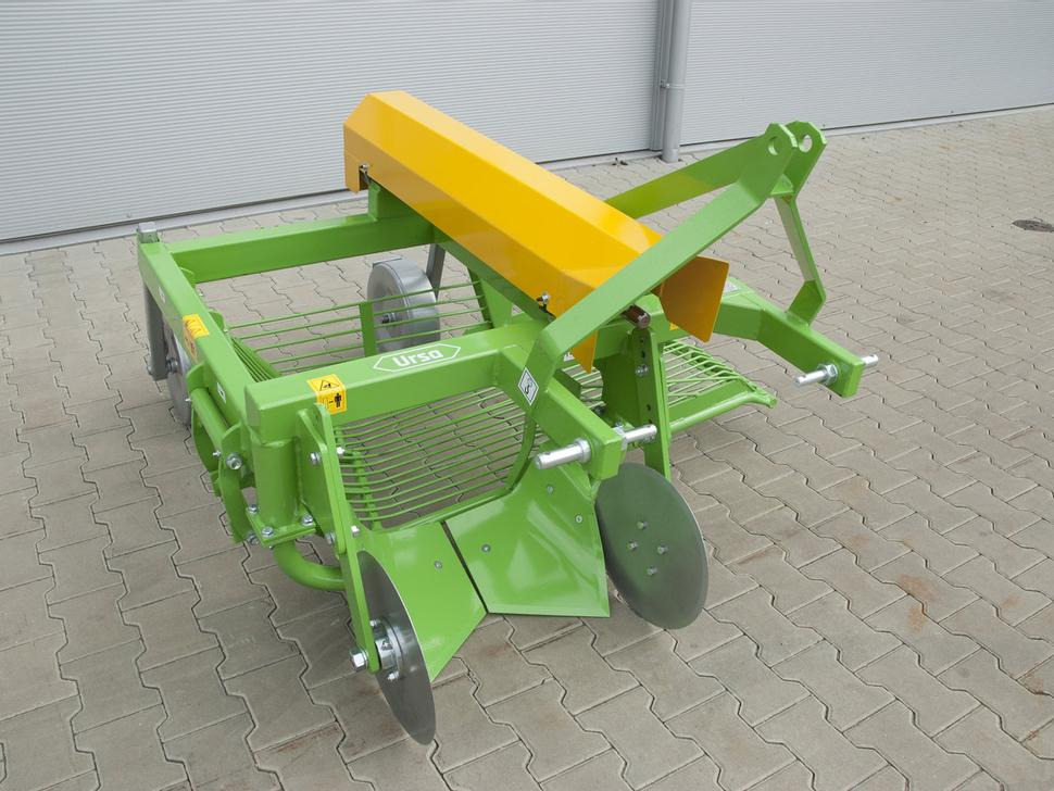Bomet Siebkettenroder / Potato digger / Arracheuse de pomme de terre / Scavapatate / Однорядная картофельная копалка / Kopaczka do ziemniaków Ursa Z655 - Комбајн за компир: слика 4 Bomet Siebkettenroder / Potato digger / Arracheuse de pomme de terre / Scavapatate / Однорядная картофельная копалка / Kopaczka do ziemniaków Ursa Z655 - Комбајн за компир: слика 4
