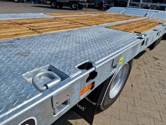 Cynkomet Plattformauflieger / Trailer / Remorque / Rimorchio a piattaforma / Remolque de plataforma / Прицеп для перевозки техники / Przyczepa maszynowa RM-240 18 t - Земјоделска платформска приколка: слика 5 Cynkomet Plattformauflieger / Trailer / Remorque / Rimorchio a piattaforma / Remolque de plataforma / Прицеп для перевозки техники / Przyczepa maszynowa RM-240 18 t - Земјоделска платформска приколка: слика 5