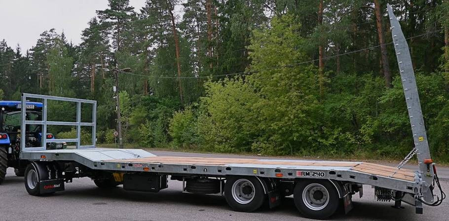 Cynkomet Plattformauflieger / Trailer / Remorque / Rimorchio a piattaforma / Remolque de plataforma / Прицеп для перевозки техники / Przyczepa maszynowa RM-240 18 t - Земјоделска платформска приколка: слика 3 Cynkomet Plattformauflieger / Trailer / Remorque / Rimorchio a piattaforma / Remolque de plataforma / Прицеп для перевозки техники / Przyczepa maszynowa RM-240 18 t - Земјоделска платформска приколка: слика 3