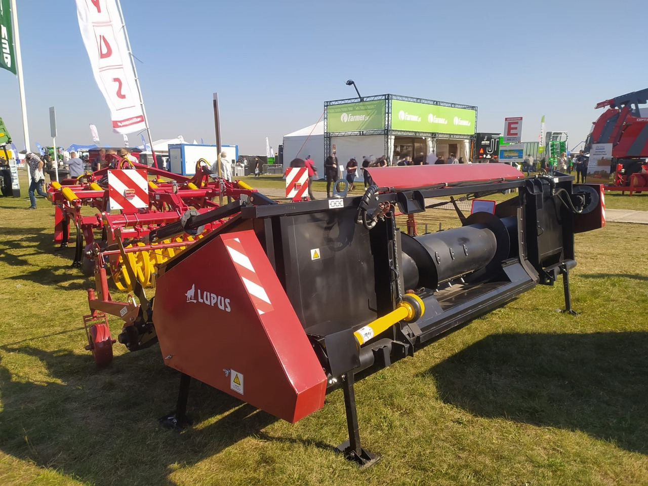 Нов Додатни делови за жнеач Lupus Schwadaufnehmer / Pickup header / Ramasseurs d'andains / Recogedor de hileras / Raccoglitore di andane /  Подборщик валков / Podbieracz pokosów 3,4 m: слика 9