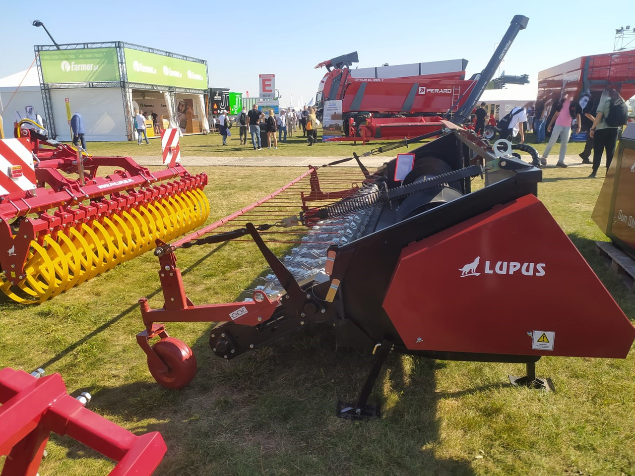 Нов Додатни делови за жнеач Lupus Schwadaufnehmer / Pickup header / Ramasseurs d'andains / Recogedor de hileras / Raccoglitore di andane /  Подборщик валков / Podbieracz pokosów 3,4 m: слика 10