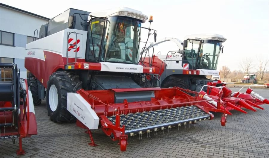 Lupus Schwadaufnehmer / Pickup header / Ramasseurs d'andains / Recogedor de hileras / Raccoglitore di andane / Подборщик валков / Podbieracz pokosów 3,4 m - Додатни делови за жнеач: слика 3 Lupus Schwadaufnehmer / Pickup header / Ramasseurs d'andains / Recogedor de hileras / Raccoglitore di andane / Подборщик валков / Podbieracz pokosów 3,4 m - Додатни делови за жнеач: слика 3