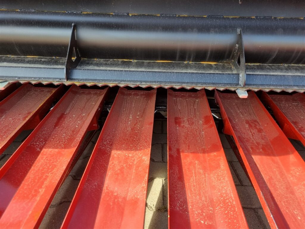 Lupus Sonnenblummenvorsatz / Sunflower harvester / Coupe à tournesol / Сosechadora / Macchina per la raccolta dei girasoli / Жатка для подсолнечника / Przystawka do słonecznika 6,5 m - Жнеач за сончоглед: слика 4 Lupus Sonnenblummenvorsatz / Sunflower harvester / Coupe à tournesol / Сosechadora / Macchina per la raccolta dei girasoli / Жатка для подсолнечника / Przystawka do słonecznika 6,5 m - Жнеач за сончоглед: слика 4