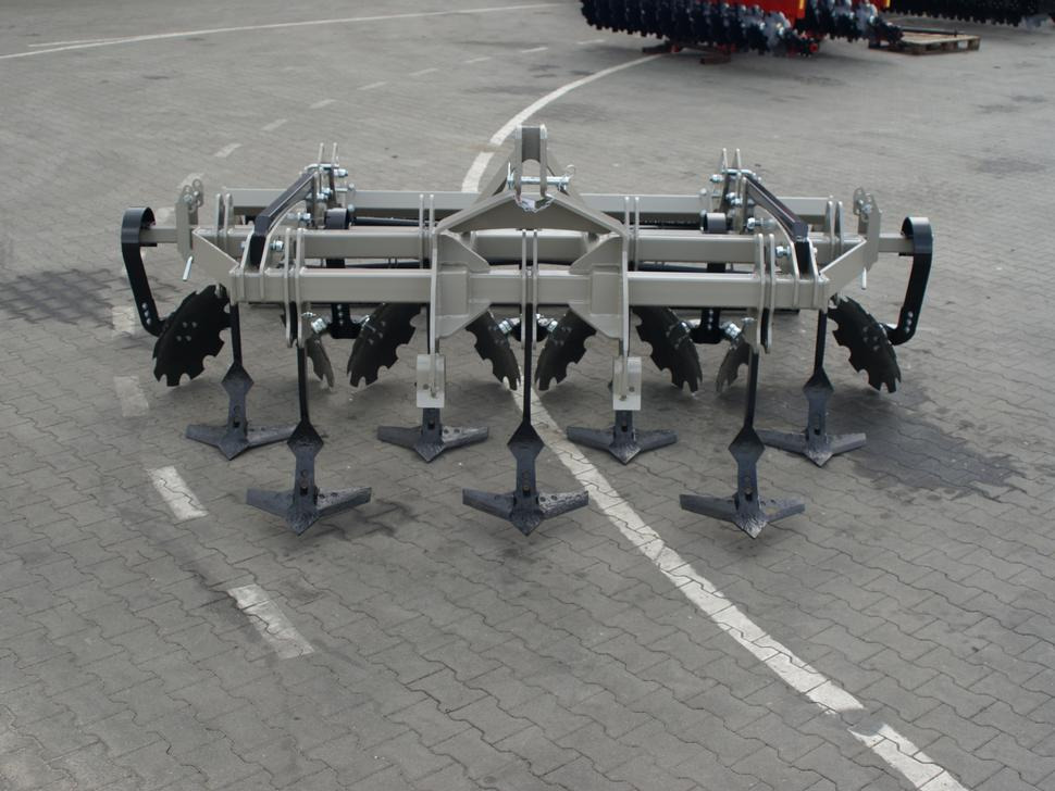 ROLEX Flügelschargrubber / Stubble cultivator / Dechaumeur à dents / Aratri stoppiatori / Стерневой культиватор / Agregat podorywkowy 3 m - Култиватор: слика 4 ROLEX Flügelschargrubber / Stubble cultivator / Dechaumeur à dents / Aratri stoppiatori / Стерневой культиватор / Agregat podorywkowy 3 m - Култиватор: слика 4