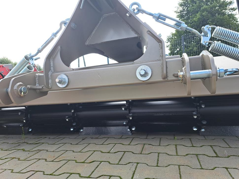 ROLEX Messerwalze / Knife roller cutter / Rouleau couteau / Rullo a coltelli / Каток ножничного типа тандем передний / Wał nożowy cutter tandem front 3 m - Ваљак за фарма: слика 2 ROLEX Messerwalze / Knife roller cutter / Rouleau couteau / Rullo a coltelli / Каток ножничного типа тандем передний / Wał nożowy cutter tandem front 3 m - Ваљак за фарма: слика 2