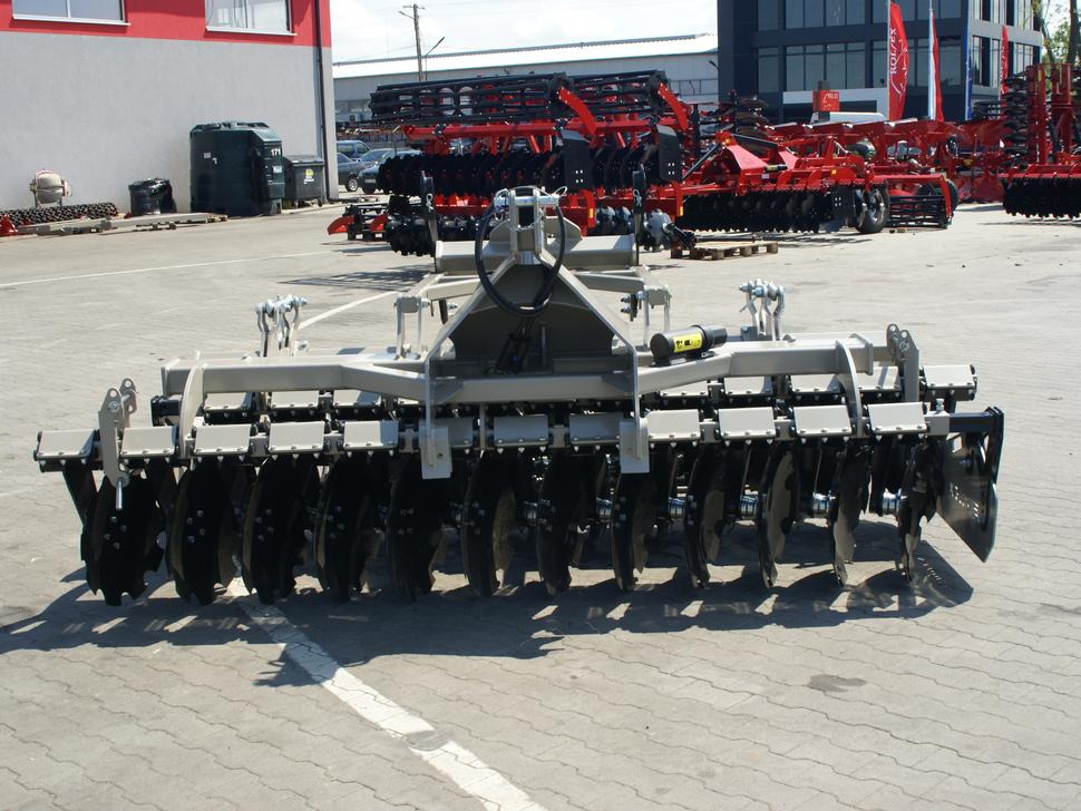 Rolex Scheibenegge / Disc harrow with hydropack / Déchaumeur à disques avec support semoir / Erpice a dischi / Cultivador de discos con hydropack / Дисковая борона с гидропаком 3 m - Ситнач со дискови: слика 4 Rolex Scheibenegge / Disc harrow with hydropack / Déchaumeur à disques avec support semoir / Erpice a dischi / Cultivador de discos con hydropack / Дисковая борона с гидропаком 3 m - Ситнач со дискови: слика 4