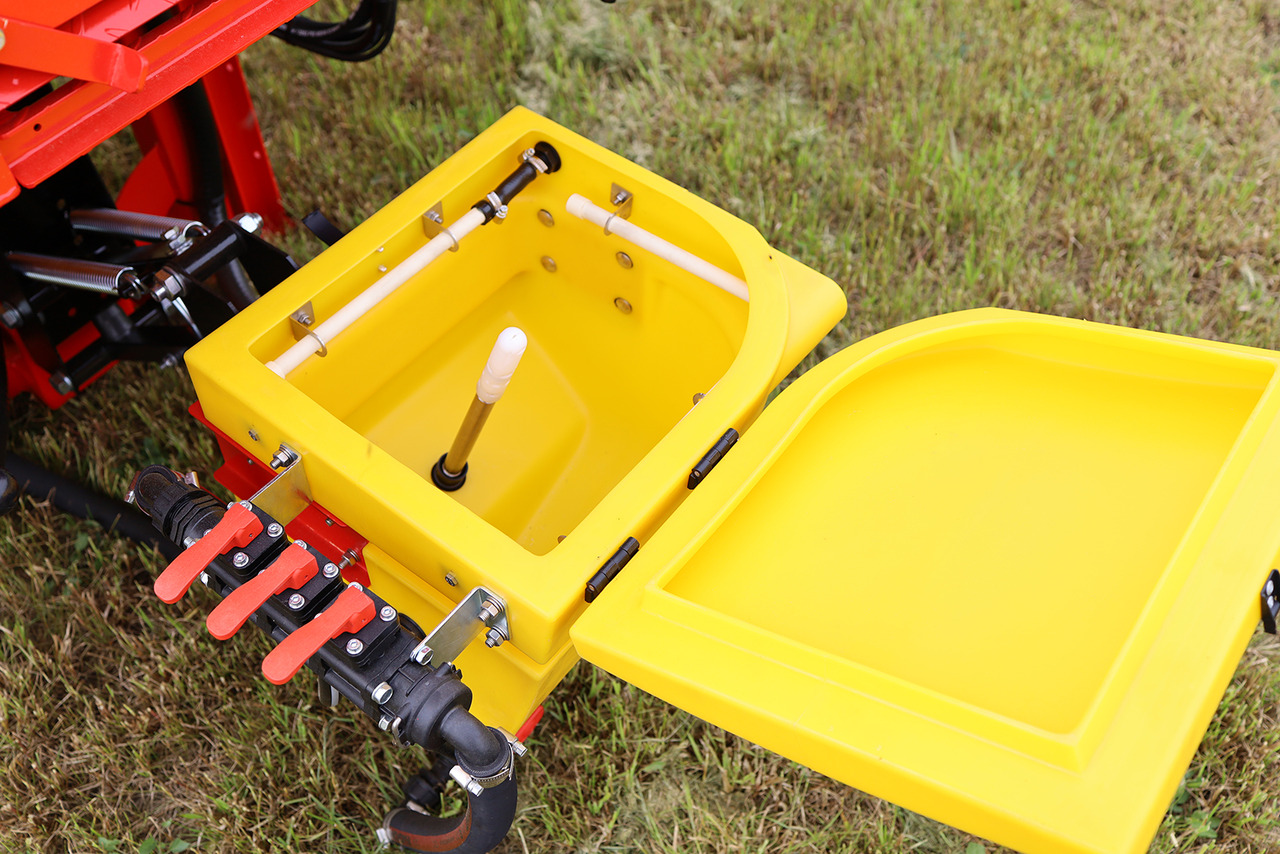 WOPROL Feldspritze / Sprayer / Pulvérisateur / Opryskiwacz 1000 L - Распрскувач монтиран на трактор: слика 5 WOPROL Feldspritze / Sprayer / Pulvérisateur / Opryskiwacz 1000 L - Распрскувач монтиран на трактор: слика 5