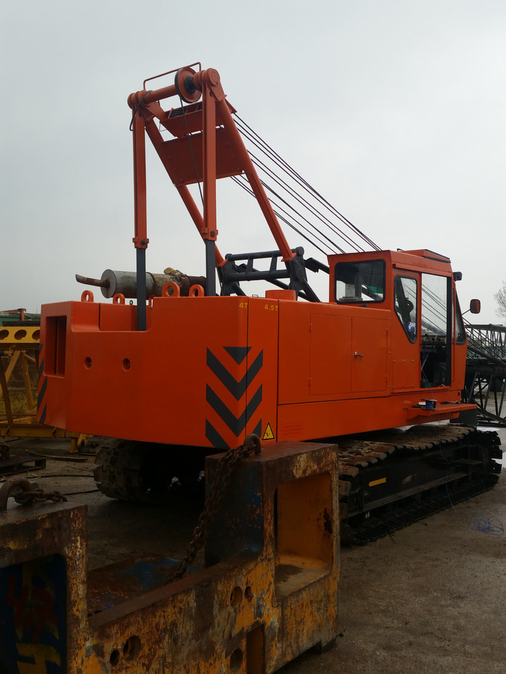 Hitachi KH-100 - Кран со гасеници: слика 2 Hitachi KH-100 - Кран со гасеници: слика 2