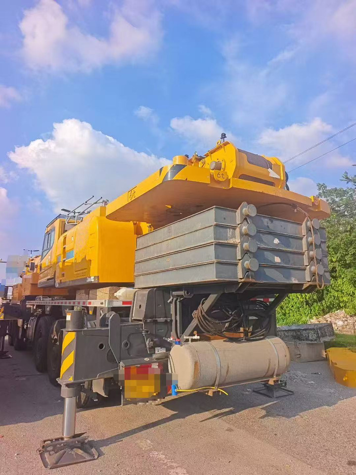 XCMG XCA160L8 - Кран за секакви терени: слика 4 XCMG XCA160L8 - Кран за секакви терени: слика 4