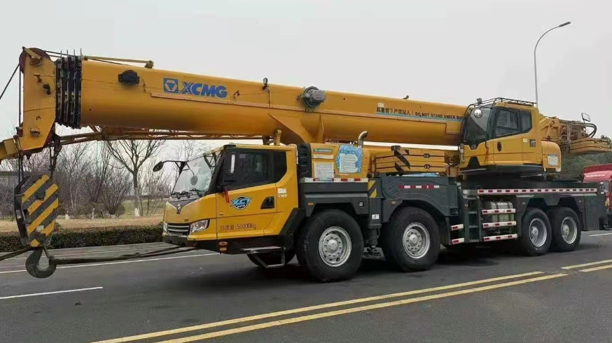 XCMG XCMG XCMG - Мобилен кран: слика 1 XCMG XCMG XCMG - Мобилен кран: слика 1