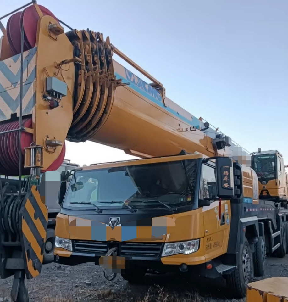 XCMG XCMG XCMG - Мобилен кран: слика 2 XCMG XCMG XCMG - Мобилен кран: слика 2