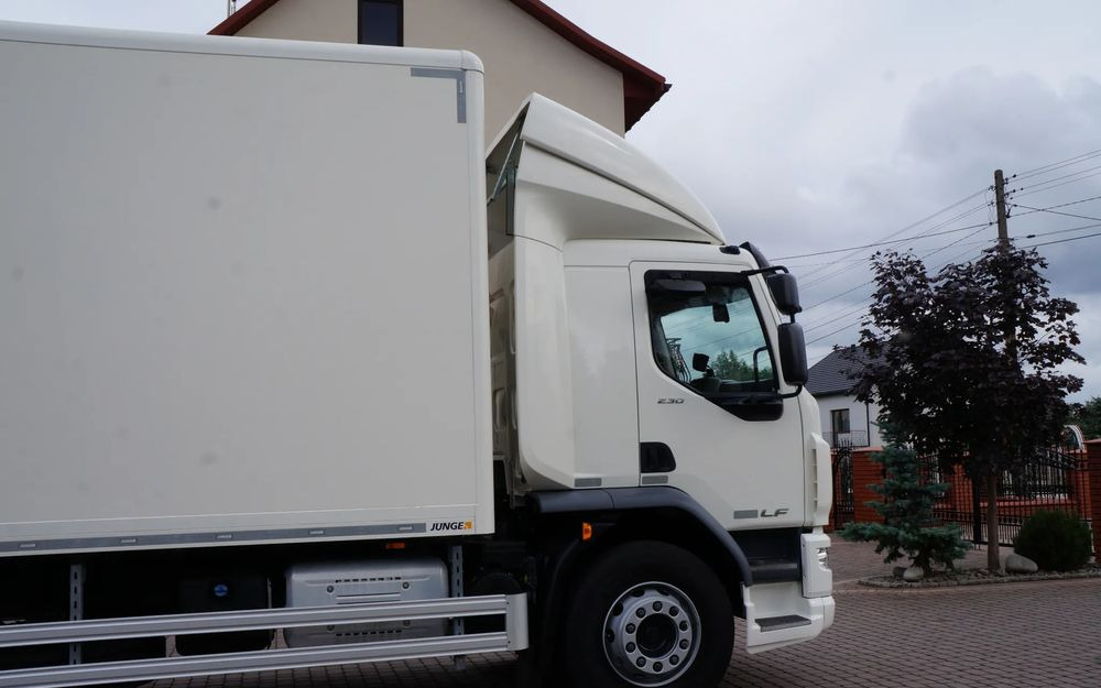 DAF LF 230 18 TON EURO 6 KONTENER 18 PALET ŁAD. 9800 KG WINDA TGM - Камион сандучар: слика 4 DAF LF 230 18 TON EURO 6 KONTENER 18 PALET ŁAD. 9800 KG WINDA TGM - Камион сандучар: слика 4