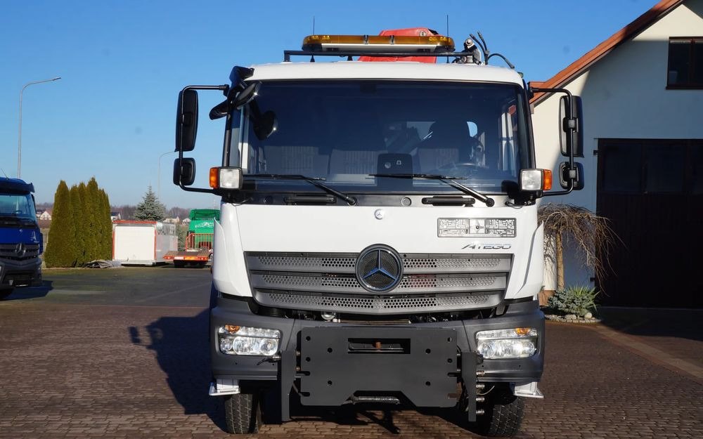 Mercedes-Benz ATEGO 1530 EURO 6 4X4 HAKOWIEC DŹWIG HDS CZOŁOWNICA KOMUNALNY - Камион со кука за подигање, Камион со кран: слика 4 Mercedes-Benz ATEGO 1530 EURO 6 4X4 HAKOWIEC DŹWIG HDS CZOŁOWNICA KOMUNALNY - Камион со кука за подигање, Камион со кран: слика 4
