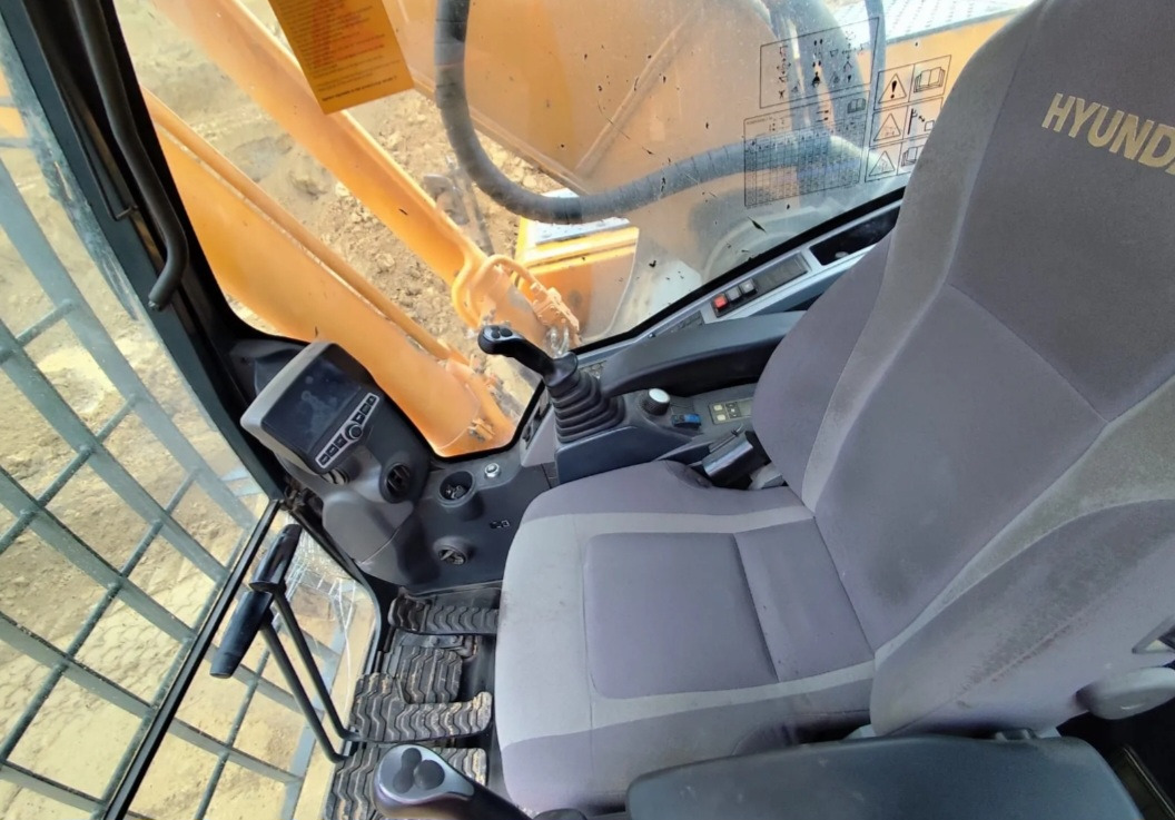 HYUNDAI NLC 300 - Багер гасеничар: слика 3 HYUNDAI NLC 300 - Багер гасеничар: слика 3