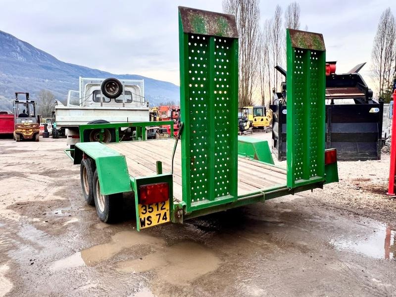 Bouveret R23200 REMORQUE PORTE ENGIN 2 ESSIEUX 3,2T - Приколка за низок утовар: слика 3 Bouveret R23200 REMORQUE PORTE ENGIN 2 ESSIEUX 3,2T - Приколка за низок утовар: слика 3