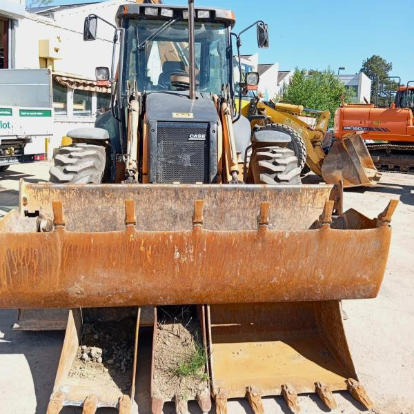 Case 695SR 4PS - Ровокопач: слика 3 Case 695SR 4PS - Ровокопач: слика 3