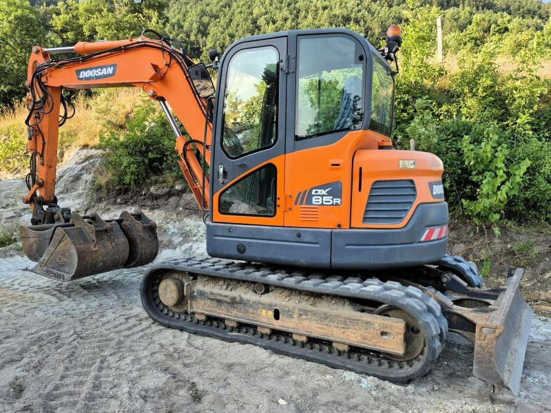 Doosan DX85R-3 PELLE A CHENILLES 8,5T - Багер гасеничар: слика 2 Doosan DX85R-3 PELLE A CHENILLES 8,5T - Багер гасеничар: слика 2