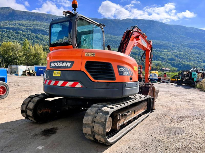 Doosan DX85R-3 PELLE A CHENILLES 8,5T PELLE A CHENILLES 8,5T - Багер гасеничар: слика 5 Doosan DX85R-3 PELLE A CHENILLES 8,5T PELLE A CHENILLES 8,5T - Багер гасеничар: слика 5