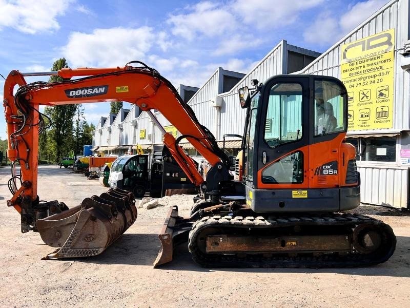 Doosan DX85R-3 PELLE A CHENILLES 8,5T PELLE A CHENILLES 8,5T - Багер гасеничар: слика 2 Doosan DX85R-3 PELLE A CHENILLES 8,5T PELLE A CHENILLES 8,5T - Багер гасеничар: слика 2