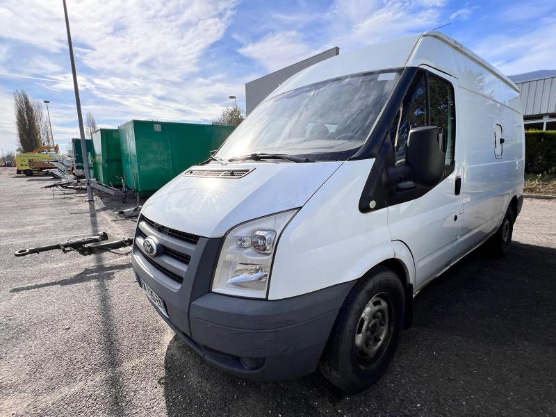 Ford Transit 2,2L TDCI 140cv Moteur HS - Мало комбе: слика 2 Ford Transit 2,2L TDCI 140cv Moteur HS - Мало комбе: слика 2