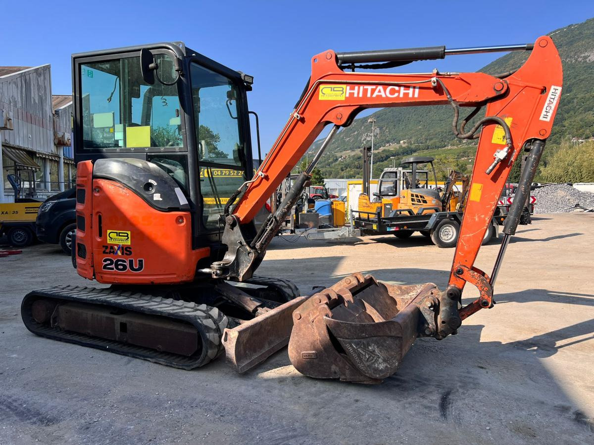 Hitachi ZX26U-5A MINI PELLE 2,7T - Мини багер: слика 4 Hitachi ZX26U-5A MINI PELLE 2,7T - Мини багер: слика 4