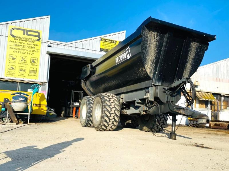 RECORD R TP17 REMORQUE AGRICOLE - Земјоделска приколка за истурање/ Истурач: слика 1 RECORD R TP17 REMORQUE AGRICOLE - Земјоделска приколка за истурање/ Истурач: слика 1