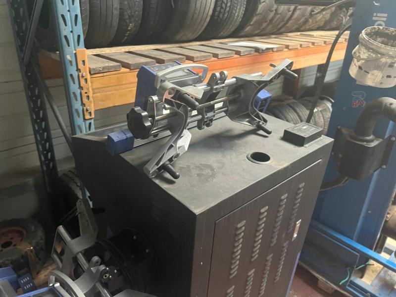 TWIN BUSCH TW115 Banc de géométrie - Опрема за работилница: слика 3 TWIN BUSCH TW115 Banc de géométrie - Опрема за работилница: слика 3