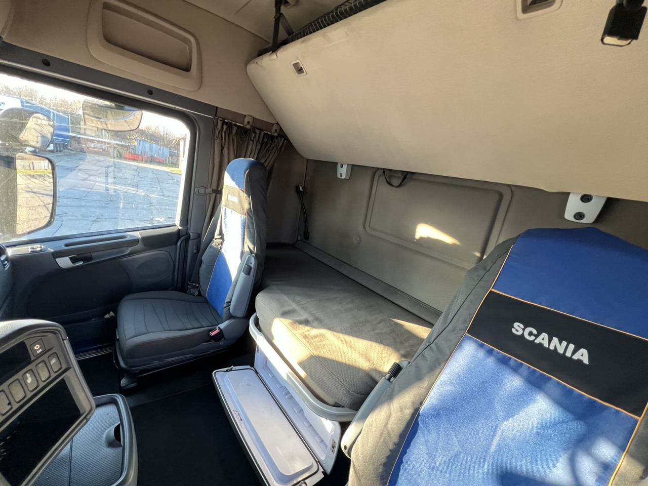 Камион влекач SCANIA R450: слика 28