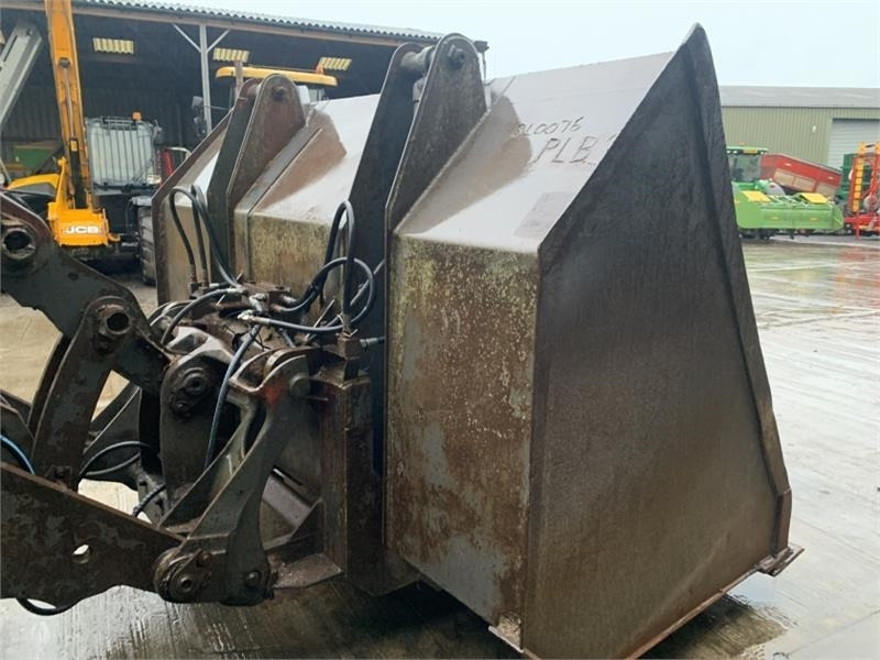 Bac Toe Tip Bucket - Зглобен истоварувач: слика 3 Bac Toe Tip Bucket - Зглобен истоварувач: слика 3
