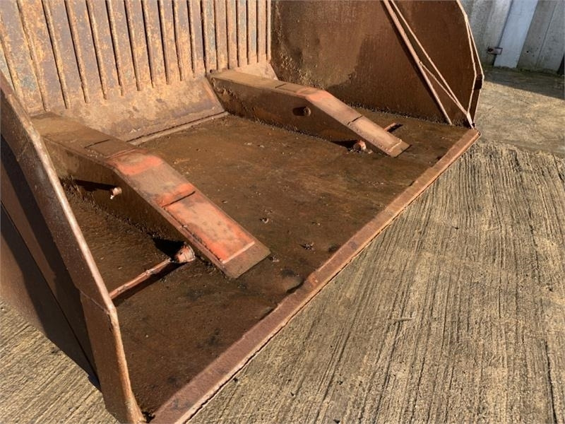 Cherry Products Hy-Tip Toe Tip Bucket - Зглобен истоварувач: слика 5 Cherry Products Hy-Tip Toe Tip Bucket - Зглобен истоварувач: слика 5