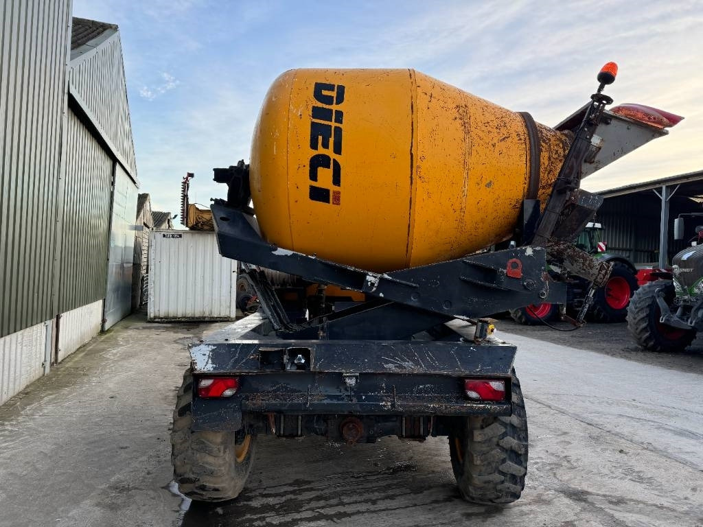 Dieci LH 683 Self Propelled Cement Mixer - Камион миксер за бетон: слика 2 Dieci LH 683 Self Propelled Cement Mixer - Камион миксер за бетон: слика 2