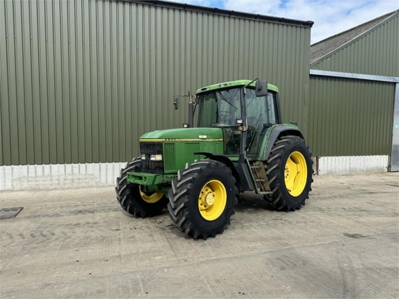 John Deere 6800 Tractor - Трактор: слика 1 John Deere 6800 Tractor - Трактор: слика 1