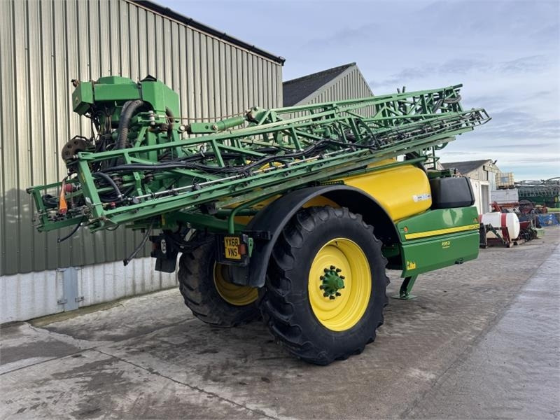 John Deere R952i PowrSpray Trailed Sprayer - Распрскувач монтиран на трактор: слика 2 John Deere R952i PowrSpray Trailed Sprayer - Распрскувач монтиран на трактор: слика 2