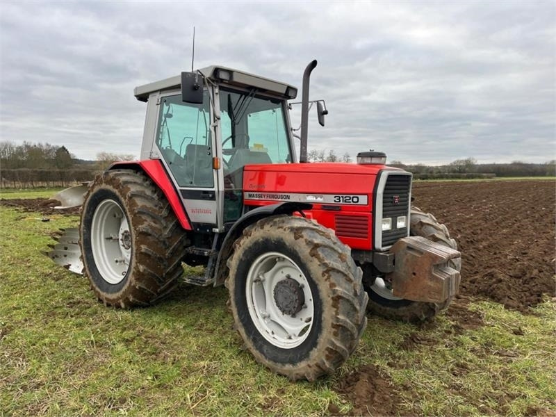 Massey Ferguson Massey Ferguson 3120 Dynashift - Трактор: слика 3 Massey Ferguson Massey Ferguson 3120 Dynashift - Трактор: слика 3