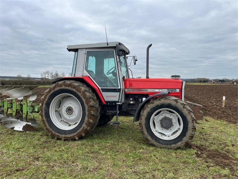 Massey Ferguson Massey Ferguson 3120 Dynashift - Трактор: слика 4 Massey Ferguson Massey Ferguson 3120 Dynashift - Трактор: слика 4