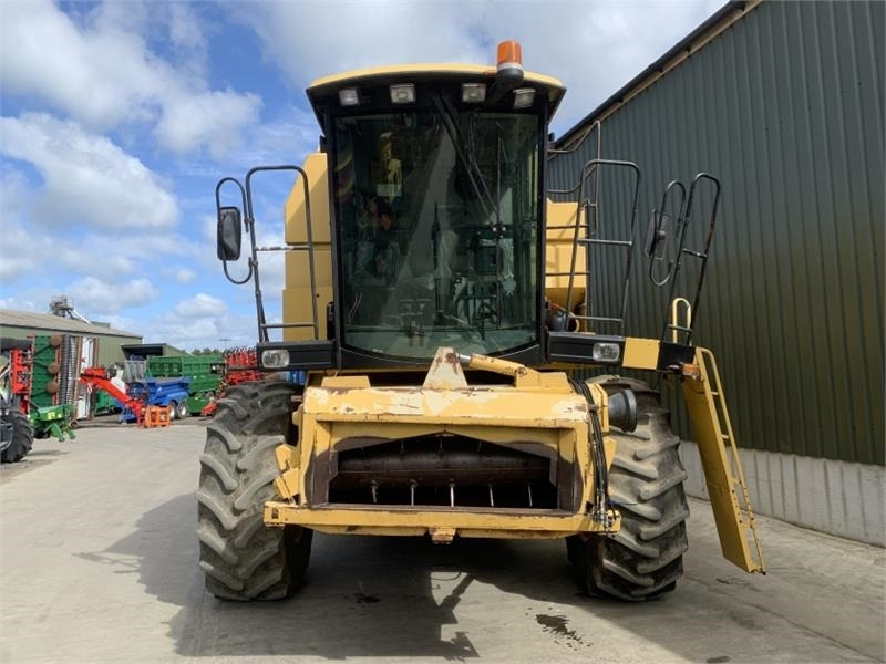 New Holland/Laverda New Holland TL58i / Laverda Hi - Додатни делови за жнеач: слика 5 New Holland/Laverda New Holland TL58i / Laverda Hi - Додатни делови за жнеач: слика 5