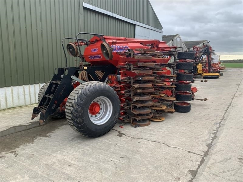 Sumo 4m Versadrill Moore System - Комбајнска семенска дупчалка: слика 2 Sumo 4m Versadrill Moore System - Комбајнска семенска дупчалка: слика 2