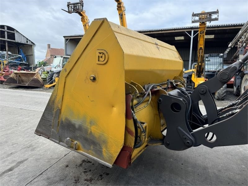 VJD L90 Toe Tip Bucket - Зглобен истоварувач: слика 5 VJD L90 Toe Tip Bucket - Зглобен истоварувач: слика 5
