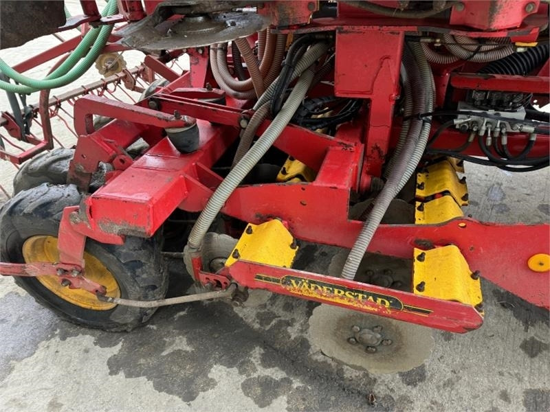 Лизинг на Vaderstad Rapid A600s 6m Seed Drill  Vaderstad Rapid A600s 6m Seed Drill: слика 21